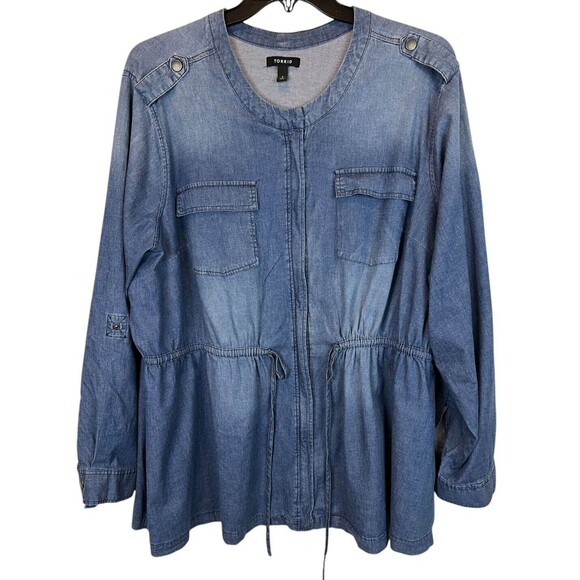 Torrid Denim Drawstring Waist Utility Jacket  4X  Chambray Denim Roll-Tab Sleeve - Picture 3 of 15